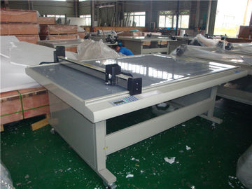 Fully Automatic Flatbed Cutter Plotter / Board Cutter Machine With English Software