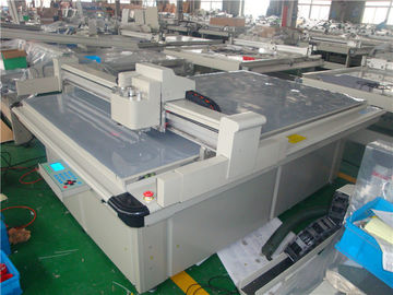 Automatische Papier- stempelschneidene Maschine, Flachbett-Software Digital-Schneider Connectible CAD