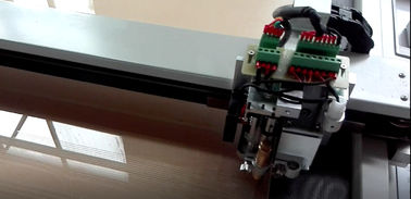 Wirtschaftliche Acrylblatt-Schneidemaschine für LED-Leuchtkasten-Lichtleiter-Platte