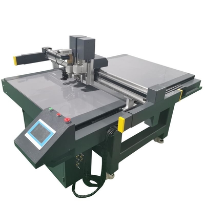 Kastenbeispielschneidemaschine, oszillierender Schnitt und faltende Maschine, Beispielhersteller, Plotter, Kastenhersteller, digitaler Messerschneider